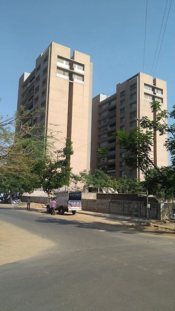 True North One - 4 & 6.5 BHK in Ambli, Ahmedabad