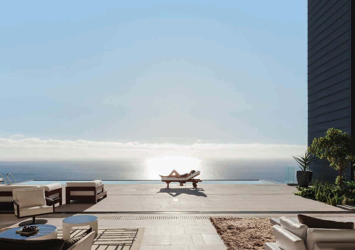 Private pool deck
