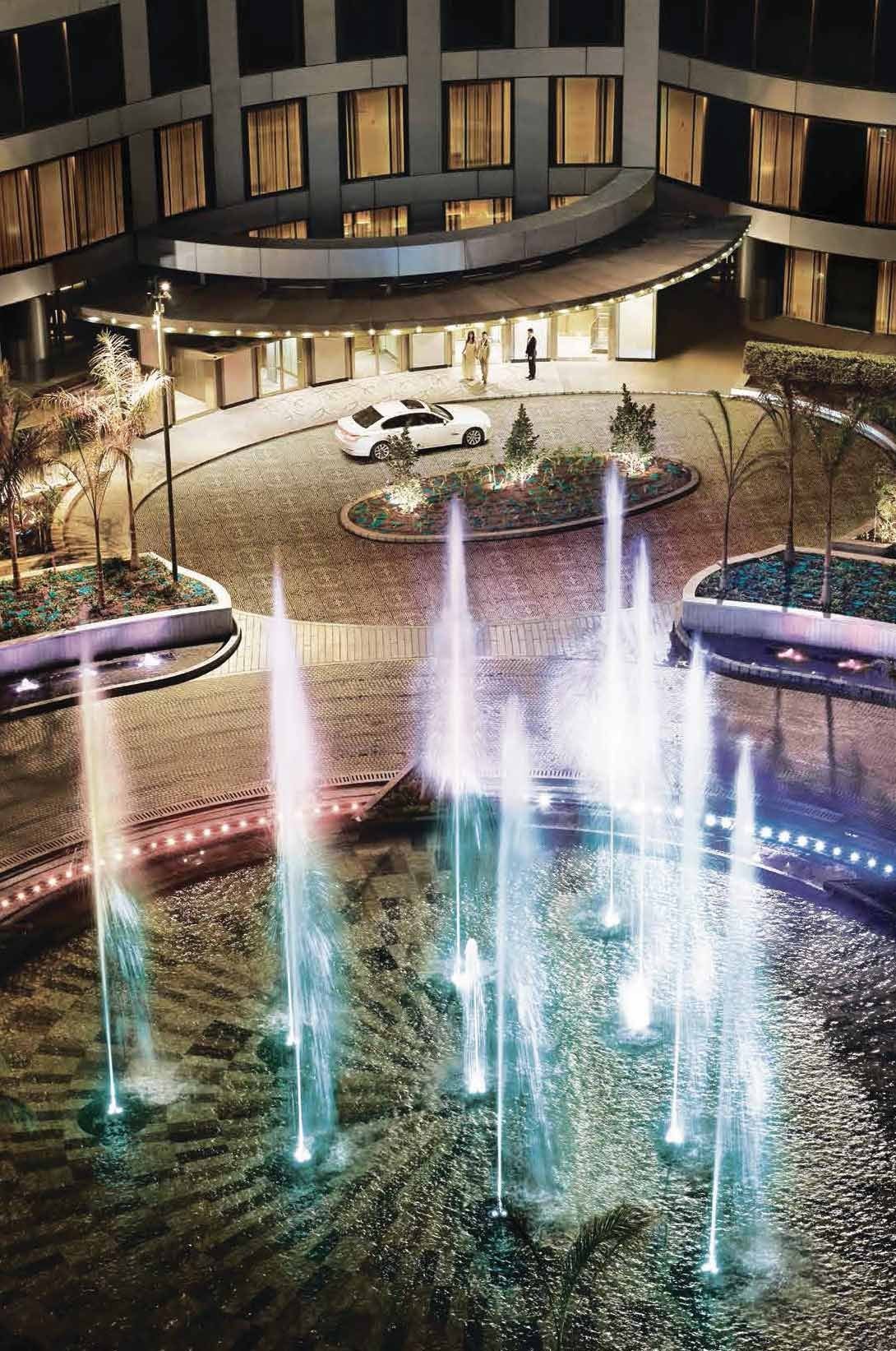 Fountain court