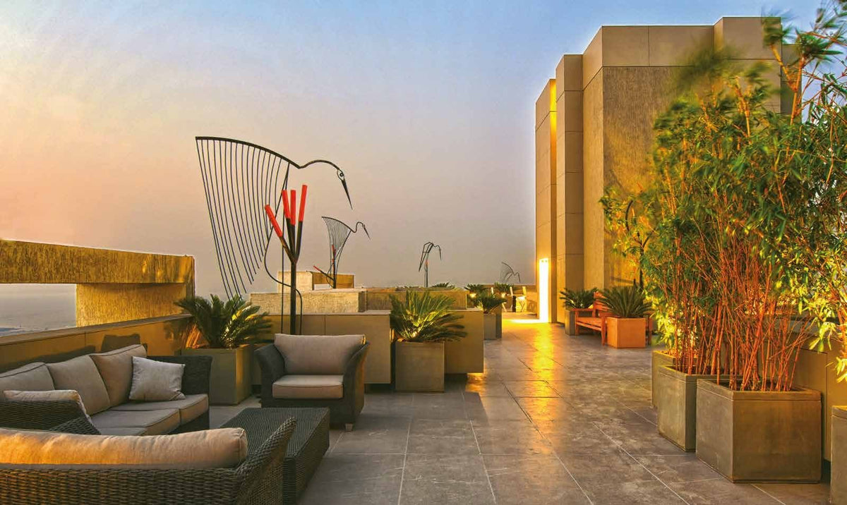 Alfresco sky lounge